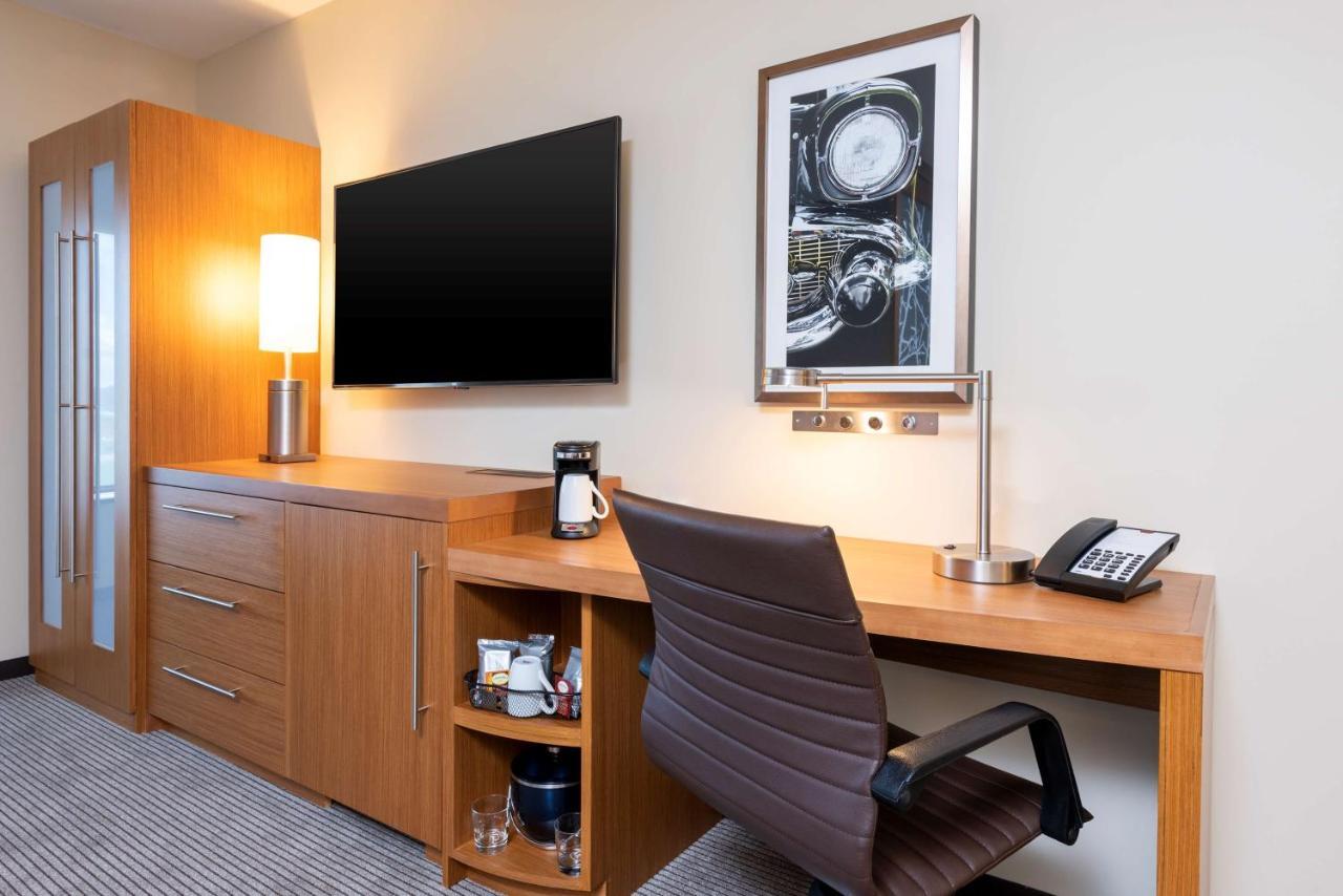 Hyatt Place Flint/Grand Blanc Dış mekan fotoğraf